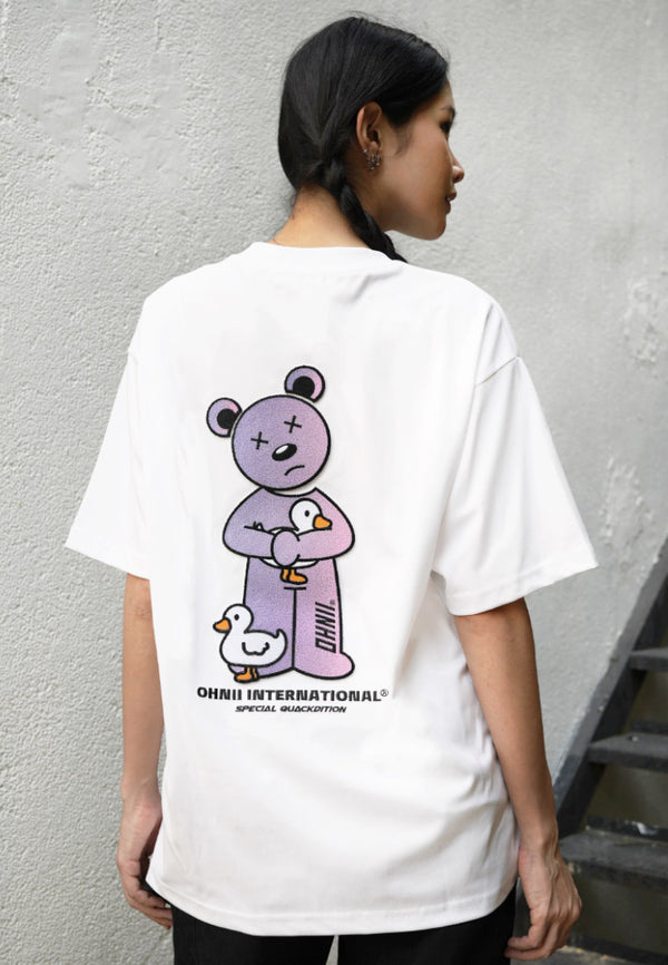 OVERSIZED DUCK DUCK HAUGHTY BEAR (WHITE) COTTON JERSEY TSHIRT