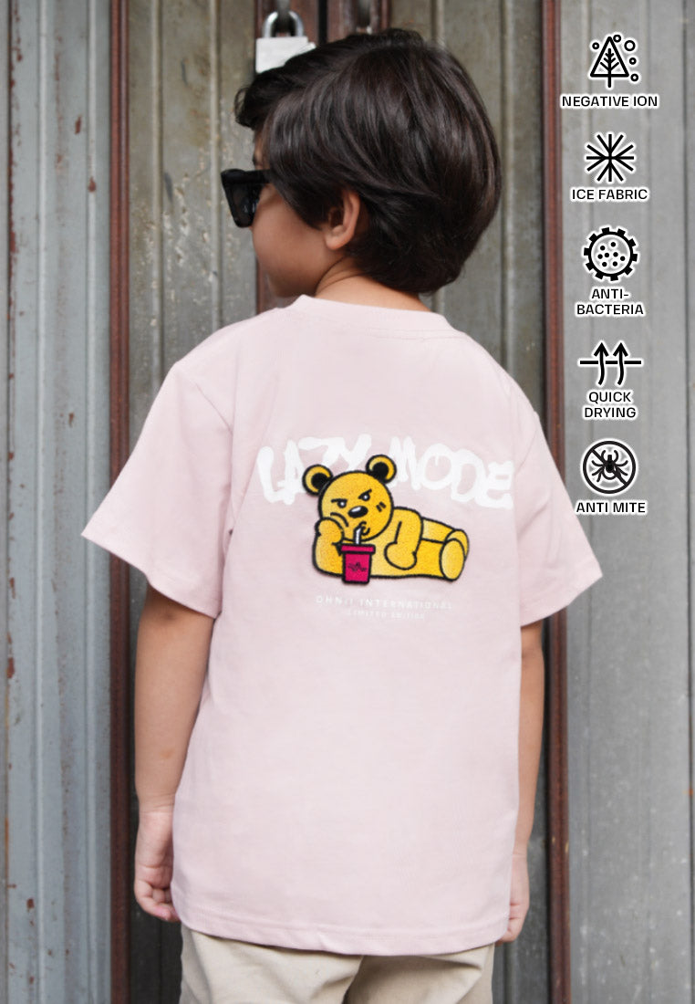 KIDS: LAZY MODE HAUGHTY BEAR KIDS TEE (PINK)