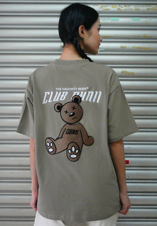 OVERSIZED SITTING HAUGHTY BEAR (KHAKI) COTTON JERSEY TSHIRT